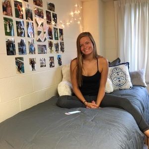 Meet your Posher, Delaney